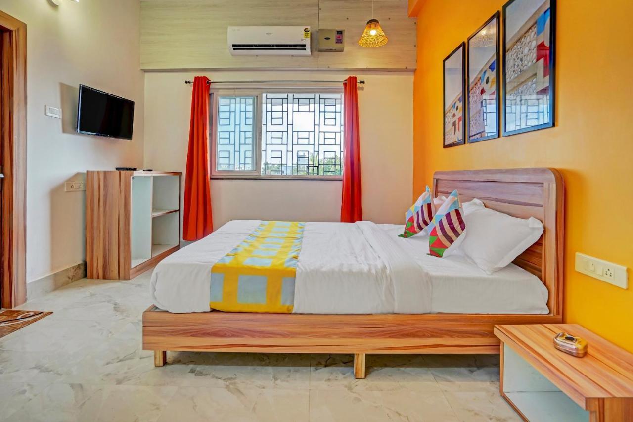Kochi Oyo 79233 Hotel Hive Stays מראה חיצוני תמונה