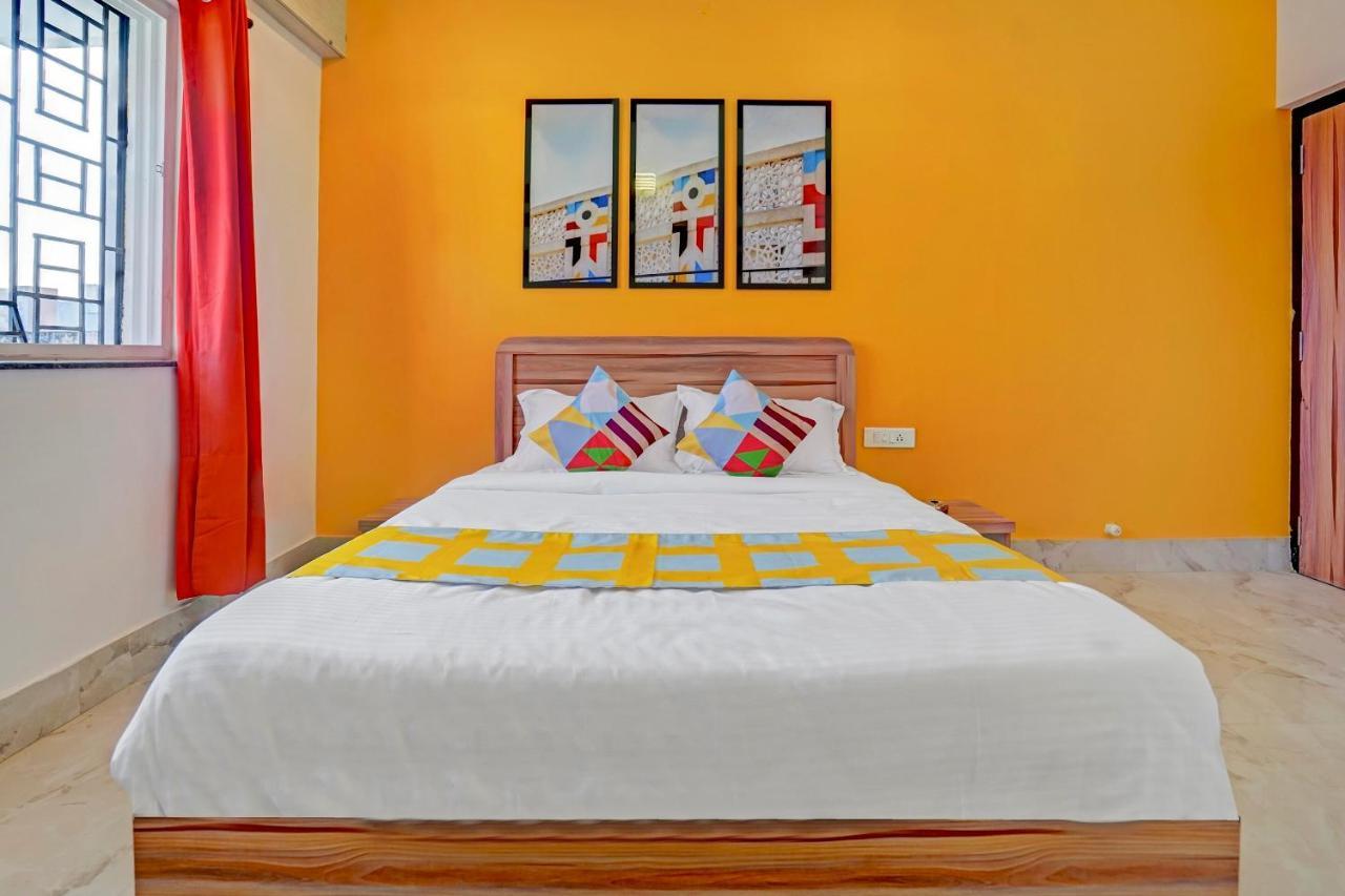 Kochi Oyo 79233 Hotel Hive Stays מראה חיצוני תמונה