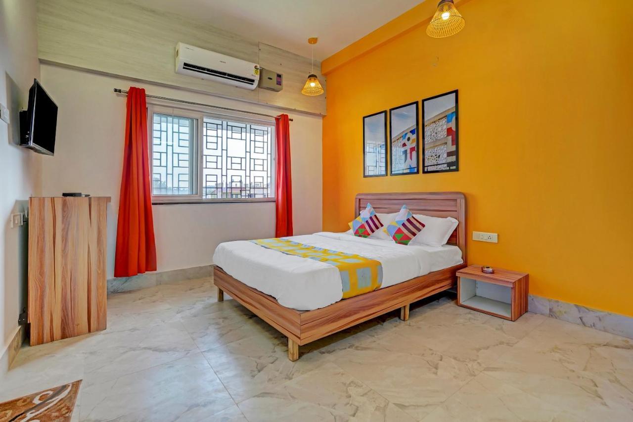 Kochi Oyo 79233 Hotel Hive Stays מראה חיצוני תמונה