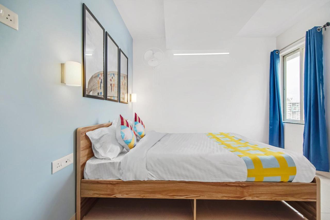 Kochi Oyo 79233 Hotel Hive Stays מראה חיצוני תמונה